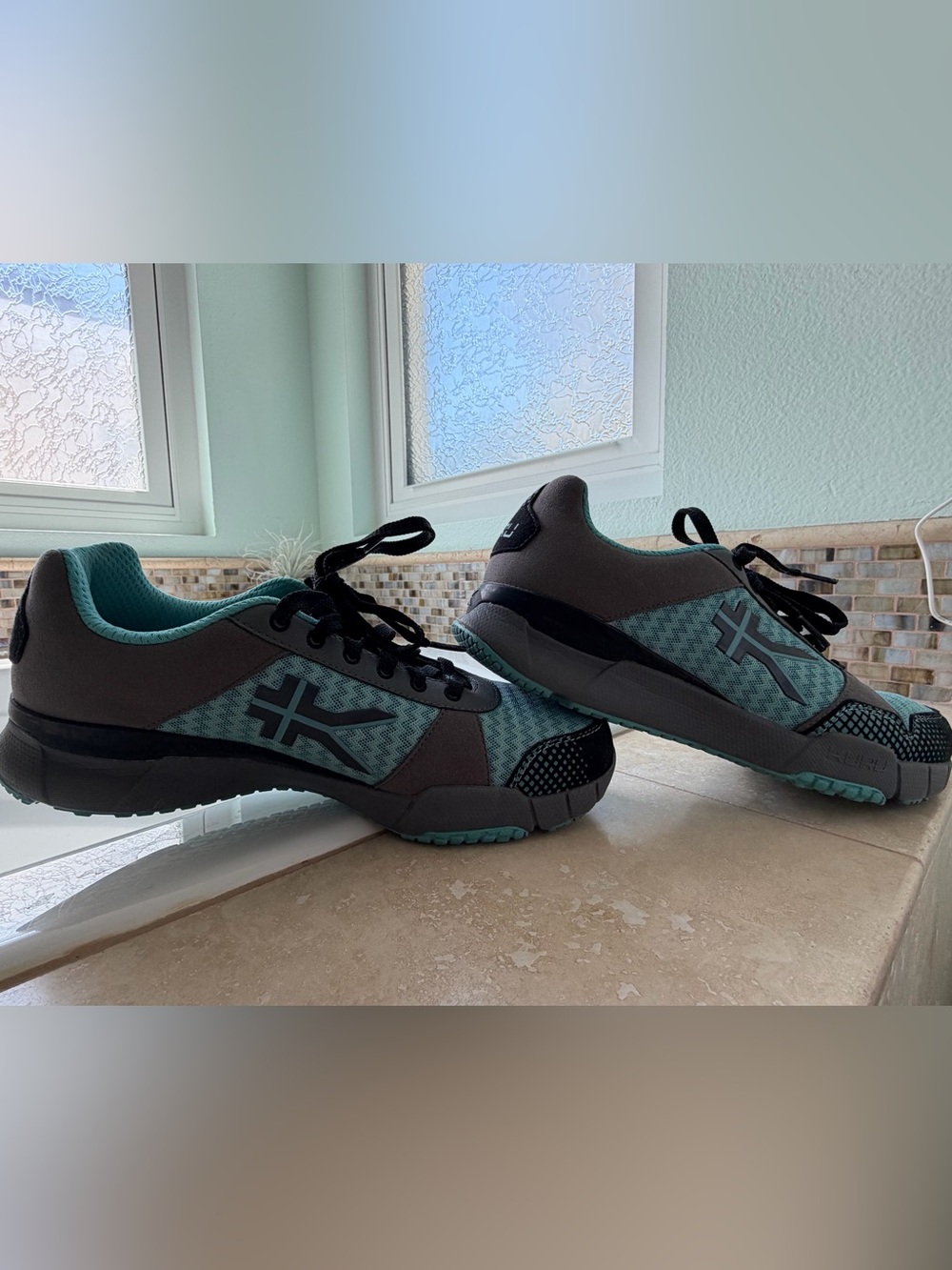 Women’s Kuru Quantum - size 10